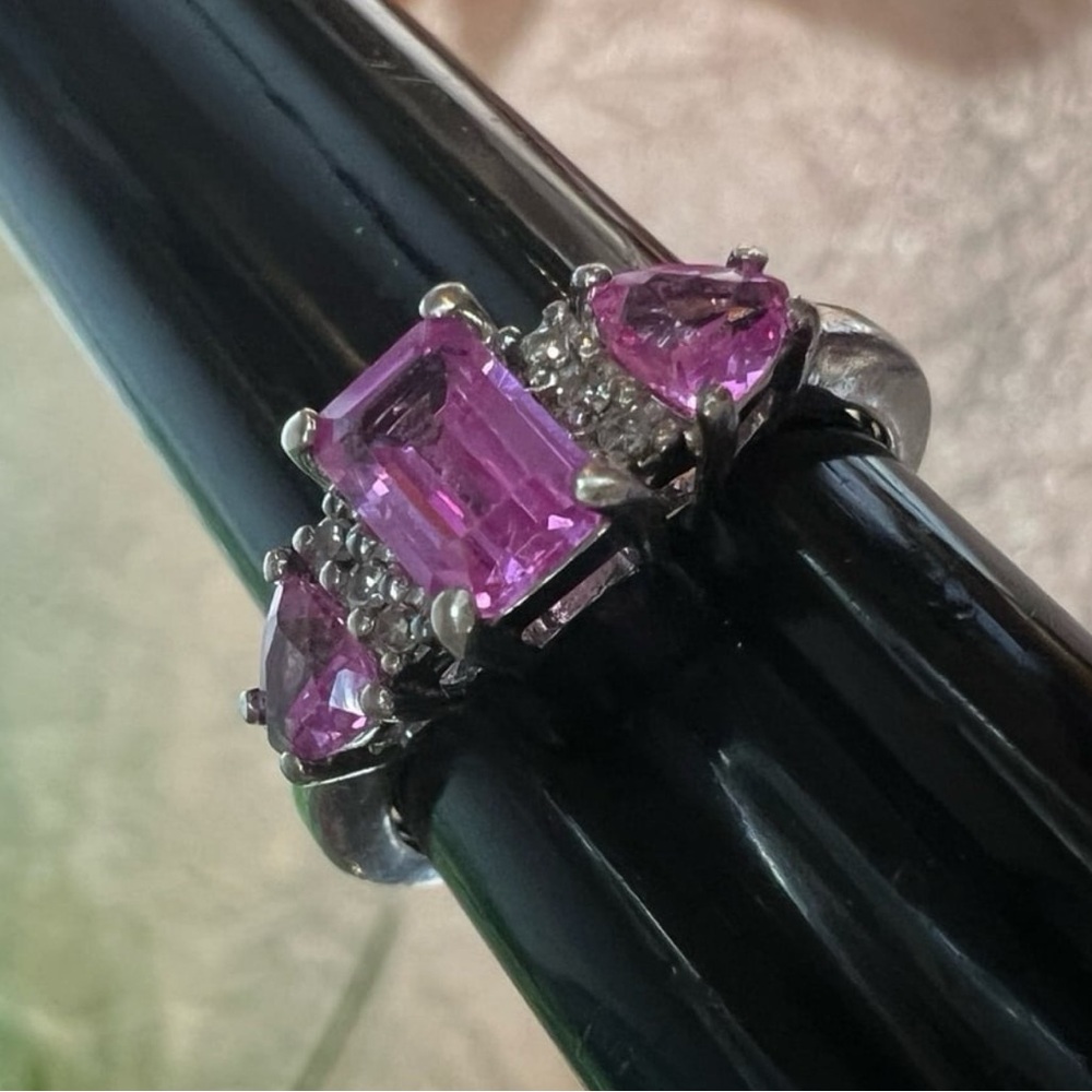 Vintage Genuine Diamonds Pink Sapphire Ring Size is about a 5. See photos - Picture 2 of 13